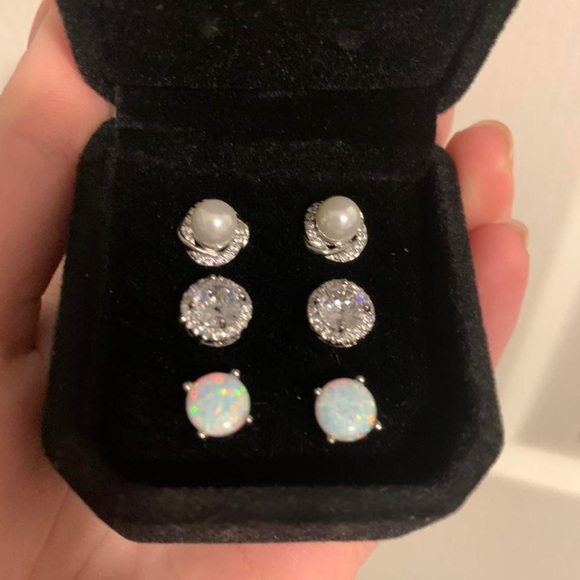 NEVER WORN - 3 Sets of Earrings - Picture 1 of 3